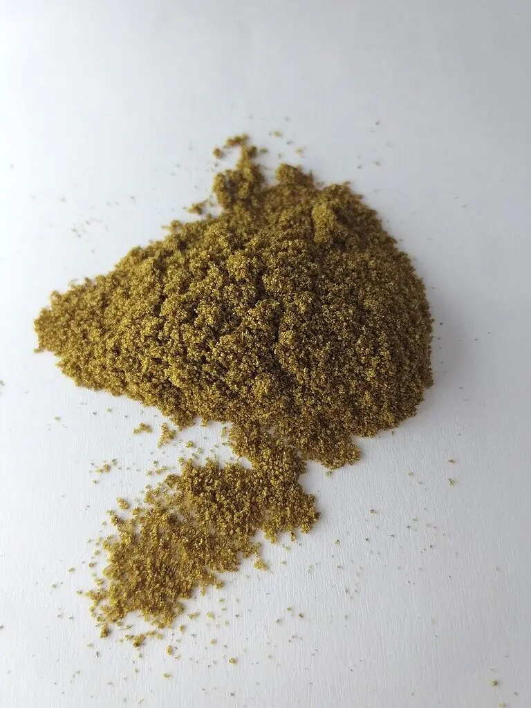 découvrez les ustensiles de cuisine caraway, alliant design moderne et performance. préparez vos plats préférés avec des poêles et casseroles non toxiques, antiadhésives et respectueuses de l'environnement. transformez votre expérience culinaire tout en ajoutant une touche d'élégance à votre cuisine.