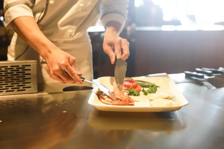 découvrez l'art de la cuisine durable : des recettes délicieuses et écoresponsables qui préservent l'environnement tout en régalant vos papilles. adoptez des pratiques culinaires respectueuses de la planète et apprenez à cuisiner avec des ingrédients locaux et de saison.