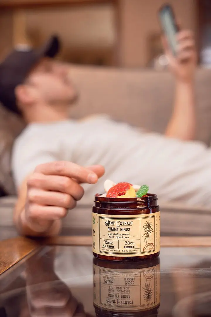 découvrez le monde du cbd : ses bienfaits, ses usages variés et son impact sur le bien-être. explorez des conseils pratiques pour intégrer le cbd dans votre quotidien et profitez d'une alternative naturelle aux produits courants.