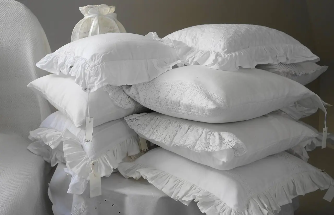 découvrez notre collection d'oreillers en matériaux organiques, alliant confort et respect de l'environnement. profitez d'un sommeil réparateur et naturel grâce à nos produits écologiques, conçus pour offrir un soutien optimal tout en préservant votre santé et celle de la planète.
